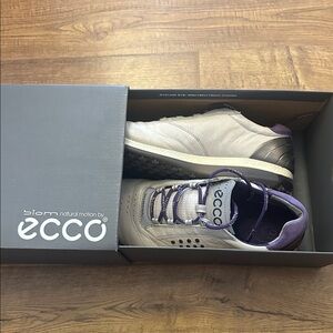 Women’s Ecco golf shoes